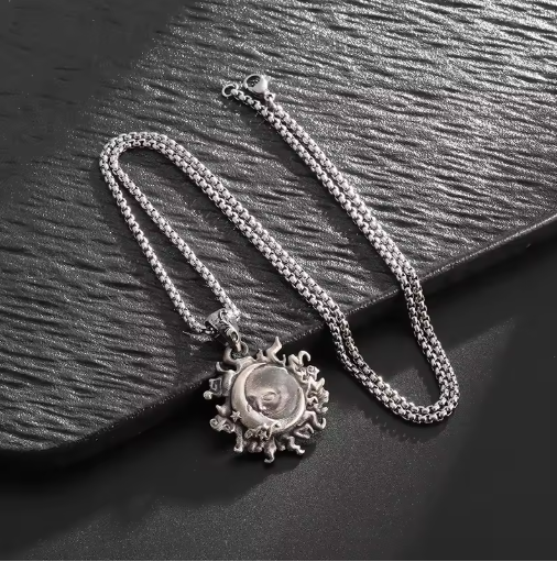 Retro Sun Moon Star Kiss Necklace
