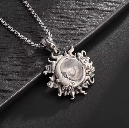 Retro Sun Moon Star Kiss Necklace